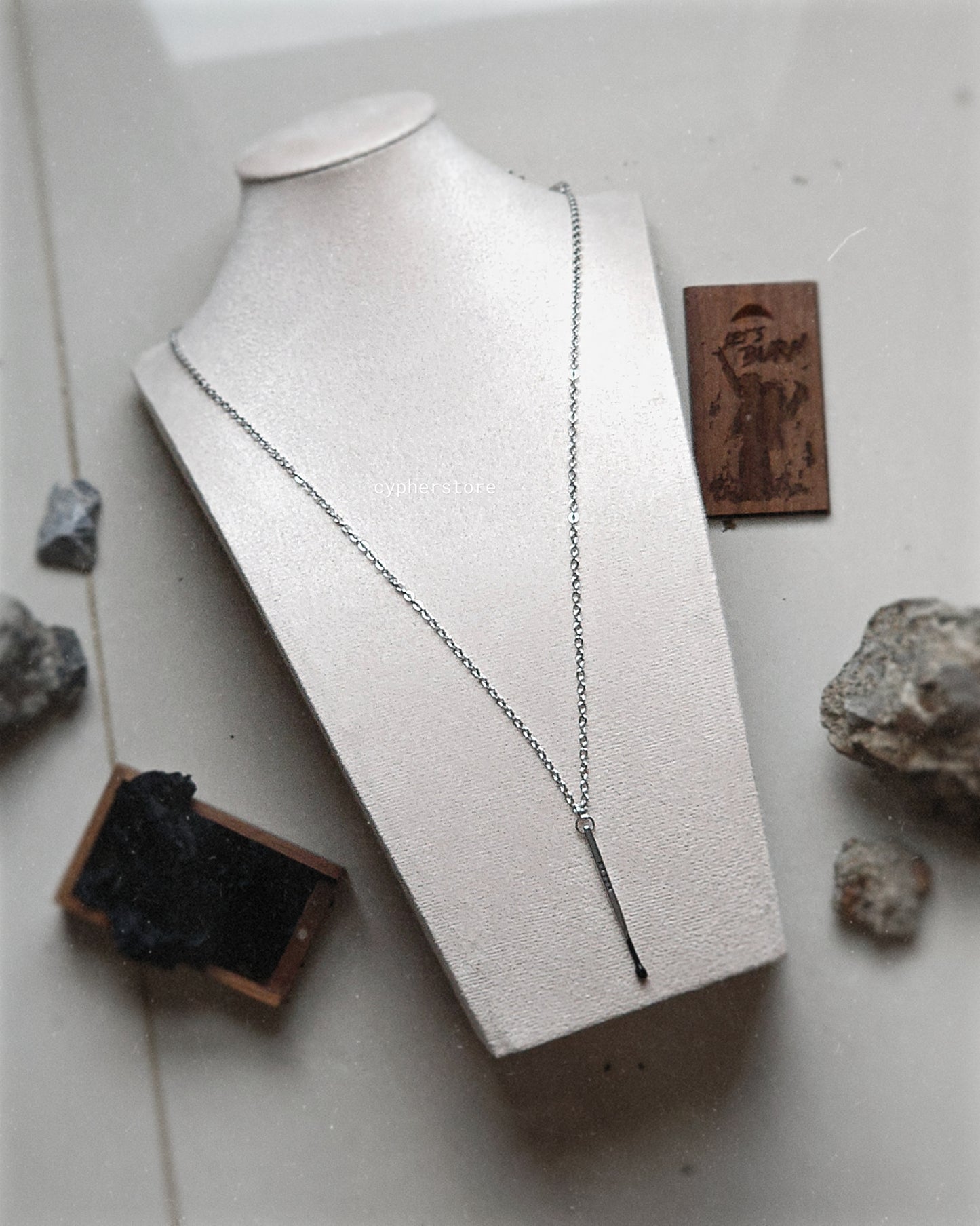 Hope on the Stage inspired necklace | arson