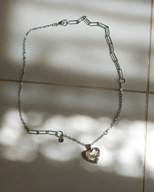 Heart-shaped floral necklace inspired by BTS 🌷 silver color