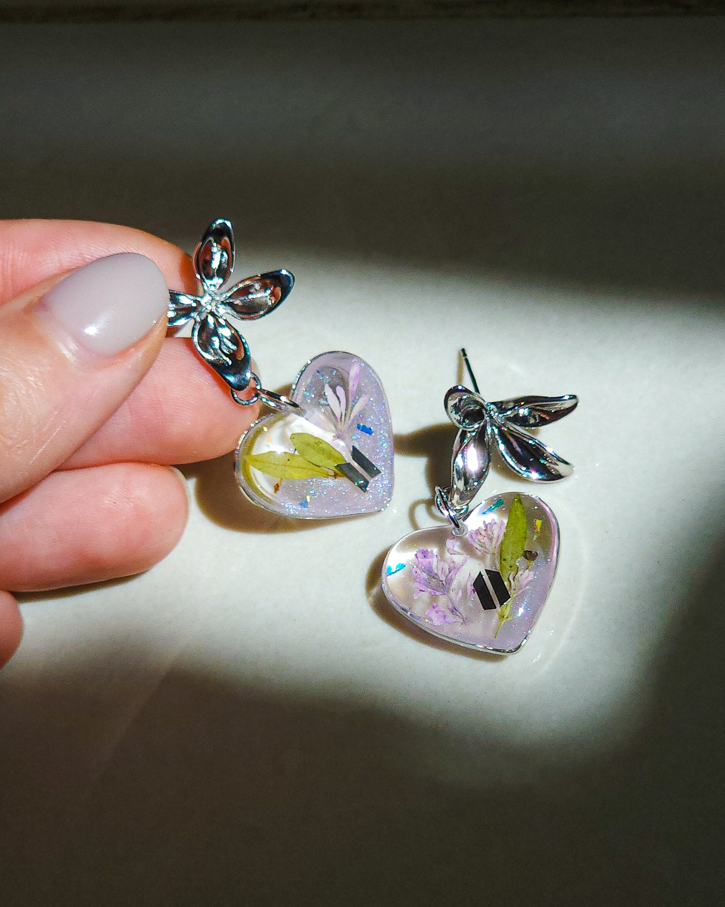 Heart-shaped earrings with flower inspired by BTS 🌺 blooming fairy