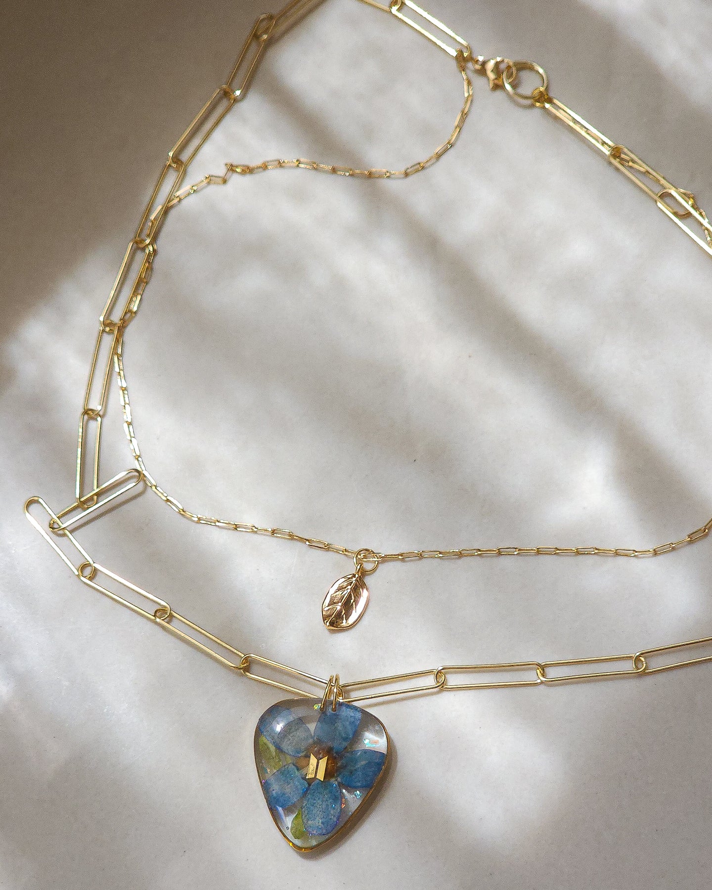 Guitar pick necklace inspired by BTS 💙 blue flower - 14k gold-plated