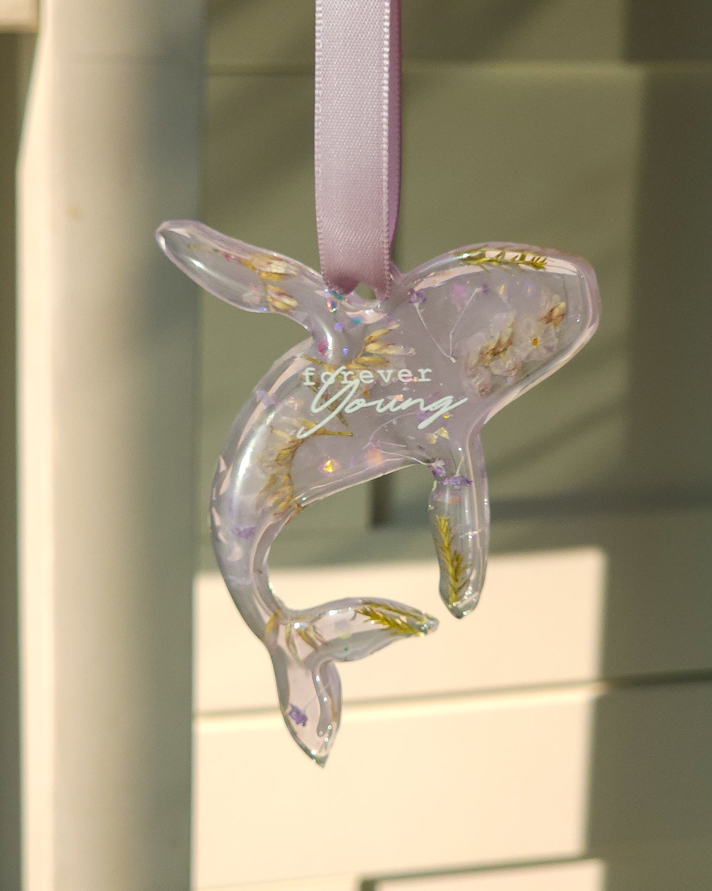 Epoxy Resin Ornaments with Real Flowers 💜 dusty purple 5pc