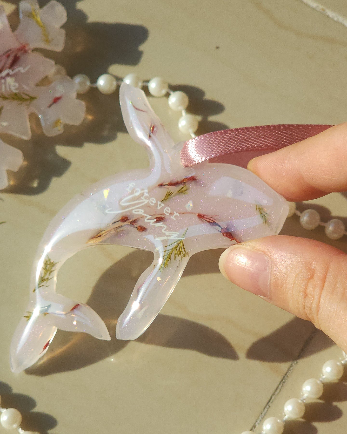 Epoxy Resin Ornaments with Real Flowers 🎀 Milky Pink