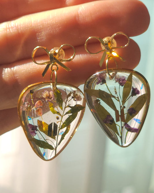 BTS inspired guitarpick earrings with wild flowers 🌺 Spring Day