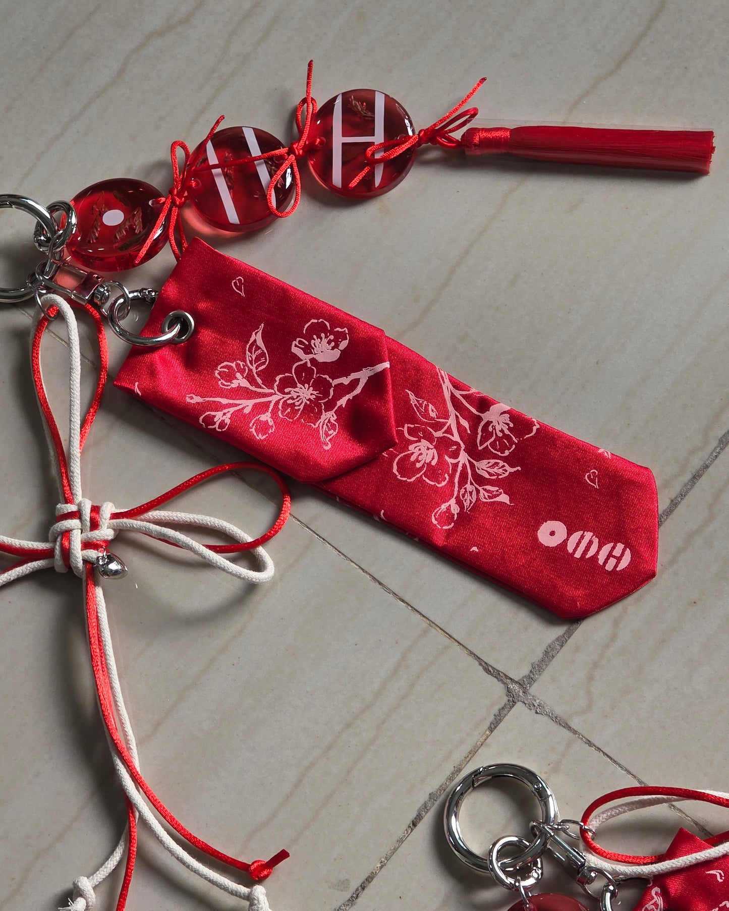 ARIRANG inspired Bag Charm set of 3 discounted | red ver.